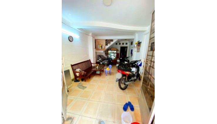 Mặt tiền hẻm lô I Nguyễn Thị Tần 4x12.5 50m2 chỉ 9 tỷ